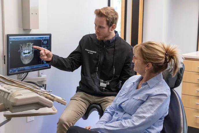 Dental Patient Care in Eugene & Florence, OR at Distinctive Dentistry